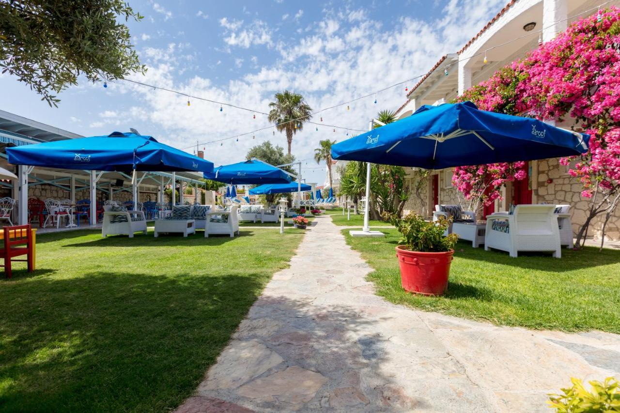 Alaroof Hotel Alacati Exterior photo